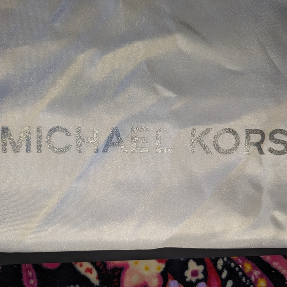 MICHAEL Michael Kors Ombre Blue Wristlet - Picture 8 of 10